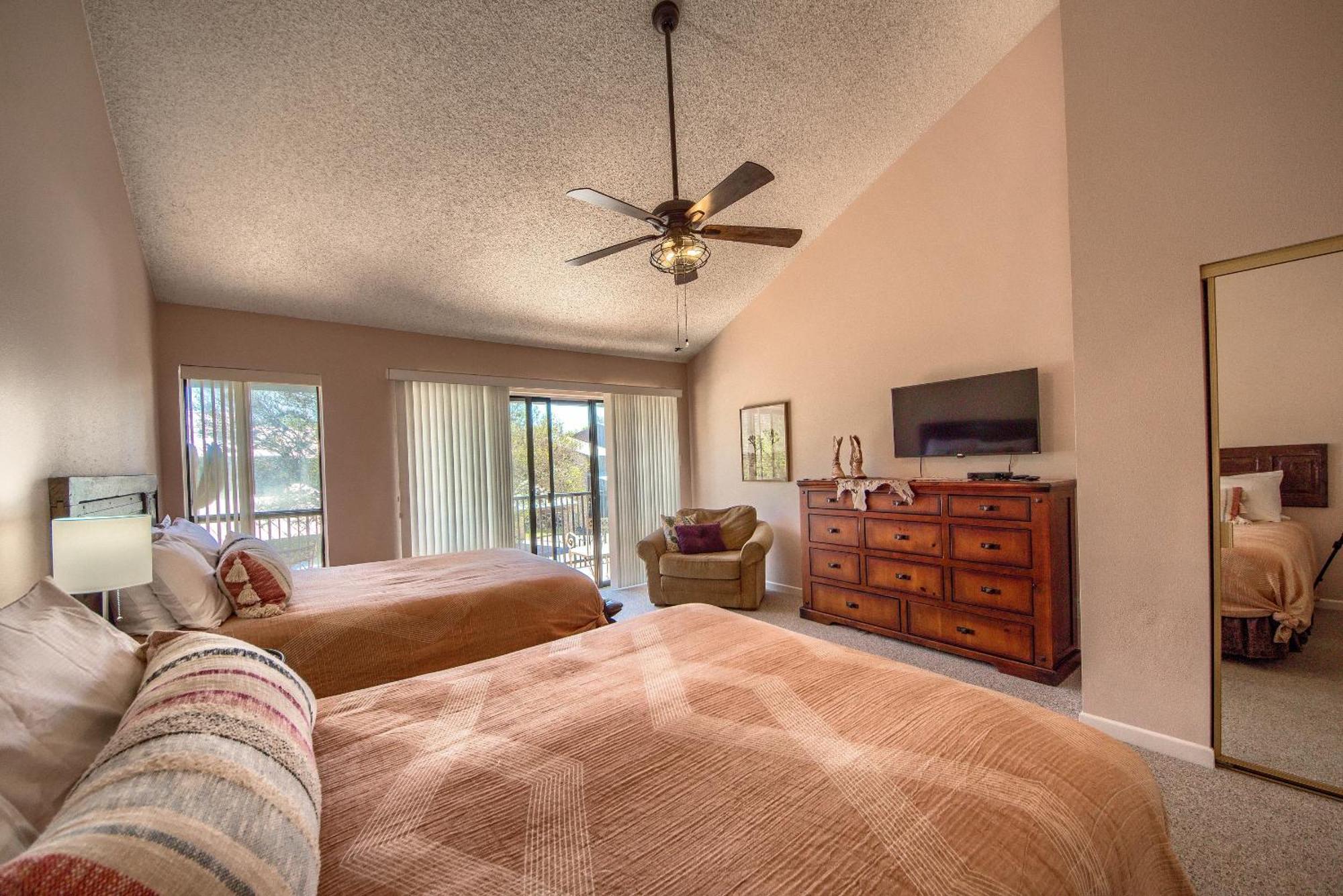The Iron Cactus Condo On The Comal Cw C102 뉴 브라운펠스 외부 사진