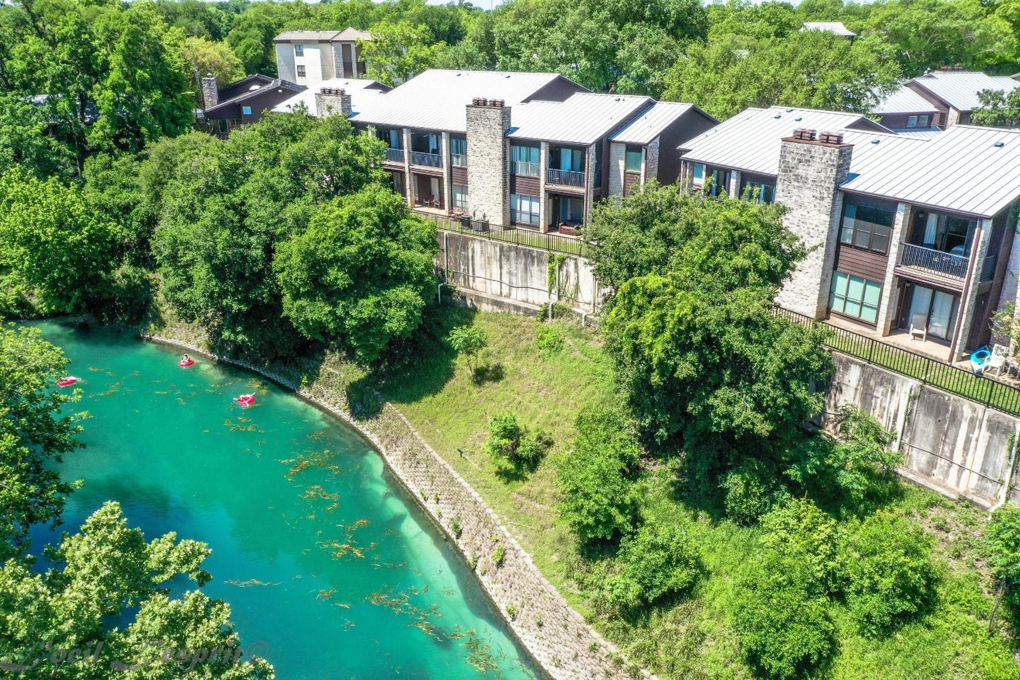 The Iron Cactus Condo On The Comal Cw C102 뉴 브라운펠스 외부 사진