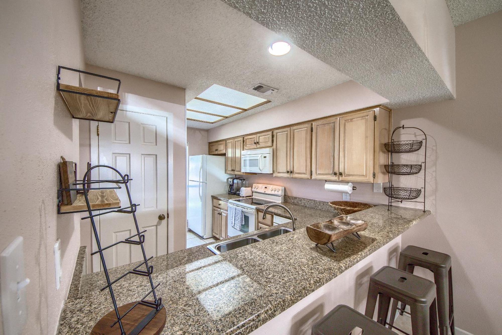 The Iron Cactus Condo On The Comal Cw C102 뉴 브라운펠스 외부 사진